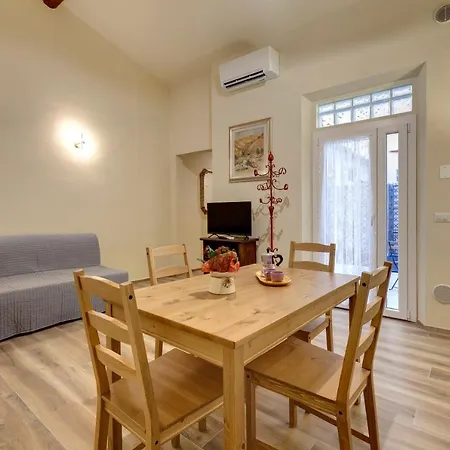 Apartment Civico 5 - Silenzioso Nel Cuore Di San Lorenzo Florence