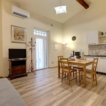 Apartment Civico 5 - Silenzioso Nel Cuore Di San Lorenzo