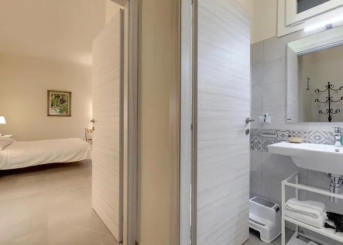 Civico 5 - Silenzioso Nel Cuore Di San Lorenzo 아파트 *