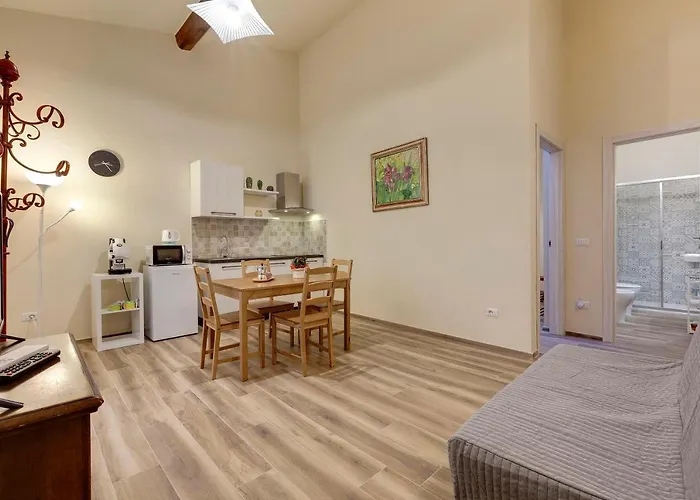 아파트 Civico 5 - Silenzioso Nel Cuore Di San Lorenzo